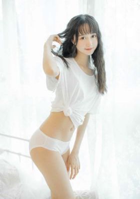 丰满女邻居的色诱4hd